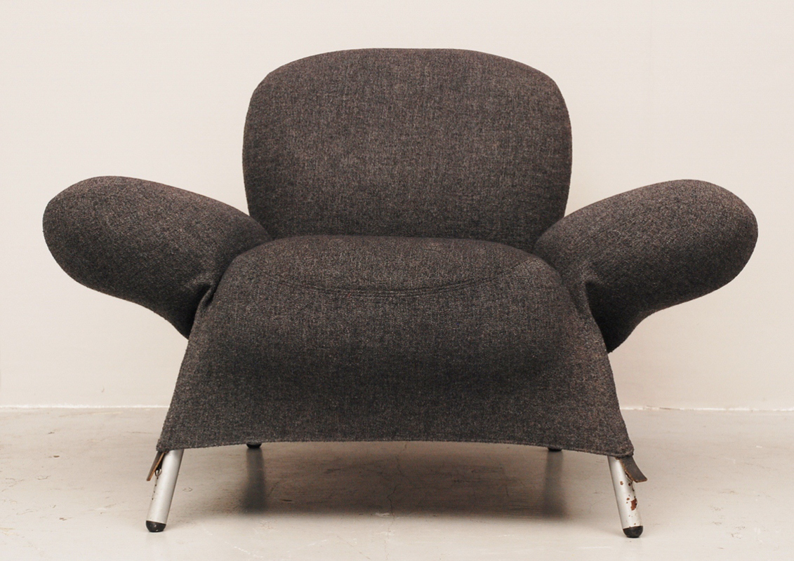 Bobo club chair with adjustable armrests Gerard van den Berg | vintage